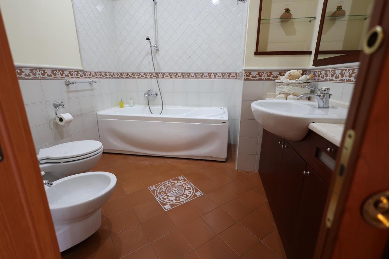 شقة Casa Diocleziano نابولي المظهر الخارجي الصورة